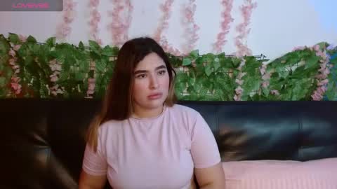 Scarlett Hot online show from 27, 1, 2025