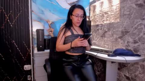 scarlett__14 online show from 14, 1, 2026