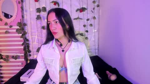 Snapshot of scarlett__fox__ chatting on 1, 2, 2025 SCARLETT FOX  online show from 1, 2, 2025