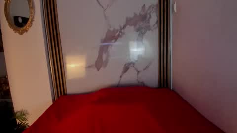 Snapshot of scarlett__fox__ chatting on 15, 10, 2025 SCARLETT FOX  online show from 15, 10, 2025