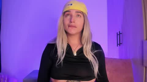 SCARLETT COLLINS online show from 27, 11, 2025