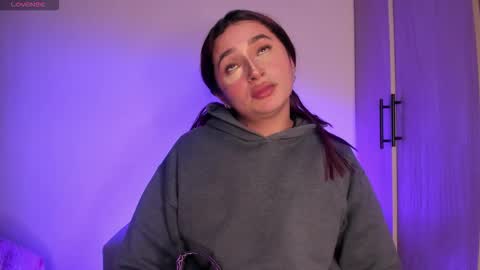 SCARLETT COLLINS online show from 13, 2, 2026