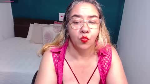 Scarlett  online show from 25, 2, 2025