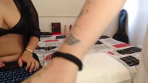 Snapshot of scarlett_evance chatting on 2, 2, 2025 Scarlett and Jazmin online show from 2, 2, 2025