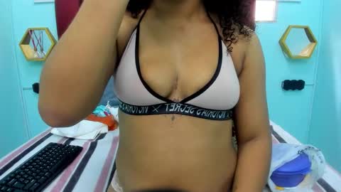 scarlett_fox20 online show from 25, 10, 2025