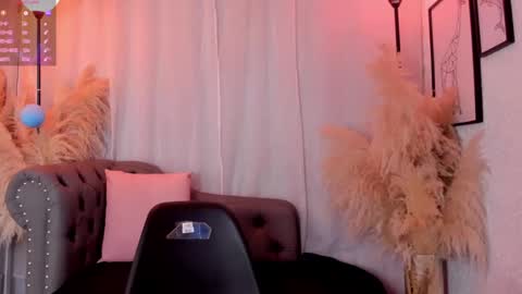 Scarlett Johs online show from 17, 9, 2025