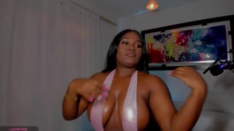 Snapshot of scarlett_rios19 chatting on 8, 10, 2025 Scarlett Rios19 online show from 8, 10, 2025