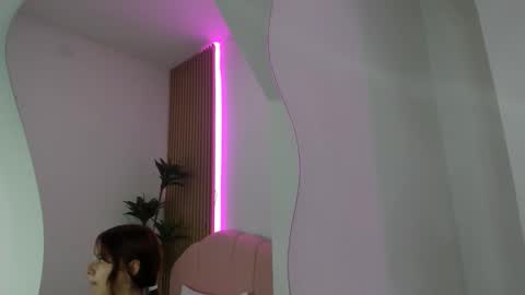 scarlett smith 3 online show from 2, 12, 2025