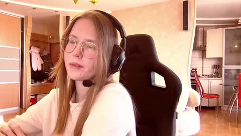 Snapshot of scarletta_ chatting on 25, 3, 2026 scarletta_ online show from 25, 3, 2026