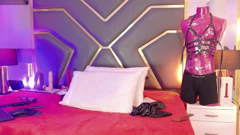 Scarlett Hot online show from 5, 4, 2026