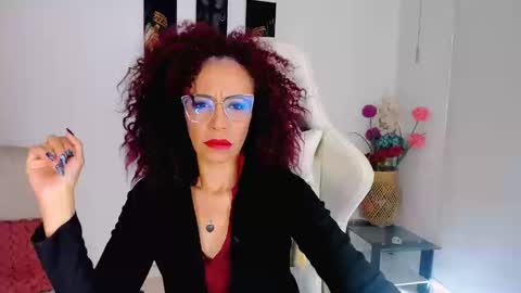 Scarlett online show from 19, 9, 2025