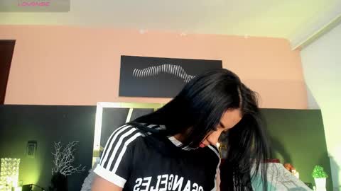 scarlettorres online show from 22, 12, 2025