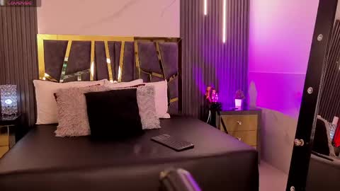 scarlettorres online show from 21, 4, 2026