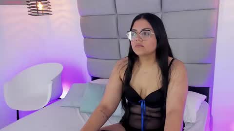 Scarlett Whitmore online show from 24, 9, 2025