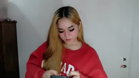 Snapshot of scarletvamp chatting on 23, 9, 2025 scarletvamp online show from 23, 9, 2025