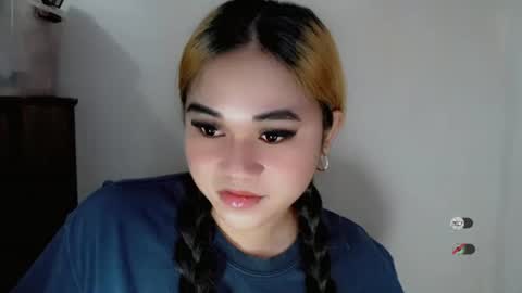 Snapshot of scarletvamp chatting on 22, 10, 2025 scarletvamp online show from 22, 10, 2025