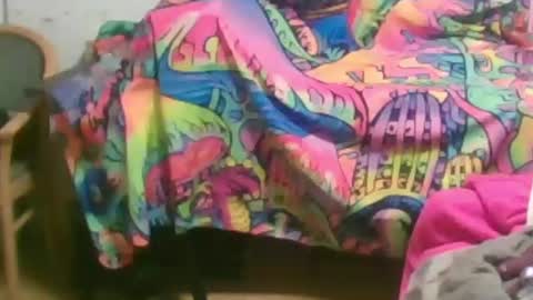 Snapshot of schnico chatting on 12, 11, 2025 schmidti online show from 12, 11, 2025