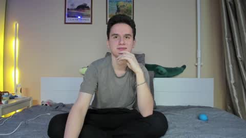 Thomas brunette and Alex blond online show from 4, 12, 2024