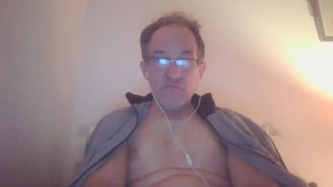 Snapshot of scotchwhieskie chatting on 3, 1, 2025 scotchwhieskie online show from 3, 1, 2025