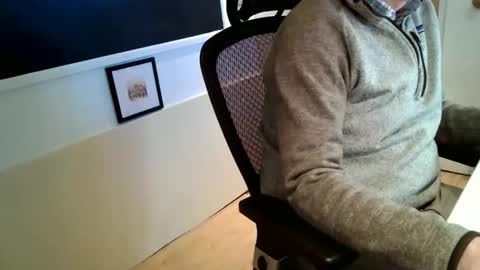 Snapshot of scotsmanx chatting on 4, 2, 2026 scotsmanx online show from 4, 2, 2026