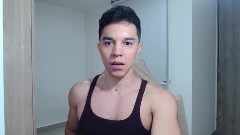 Snapshot of scott_brasher1 chatting on 16, 1, 2025 Twitter Scott brasher1 Instagram Camiloestuardo2 online show from 16, 1, 2025