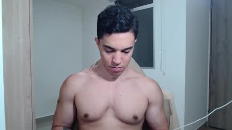 Snapshot of scott_brasher1 chatting on 25, 1, 2025 Twitter Scott brasher1 Instagram Camiloestuardo2 online show from 25, 1, 2025