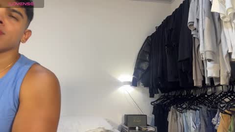 Snapshot of scott_flintt chatting on 30, 10, 2025 Andrew Flintt online show from 30, 10, 2025