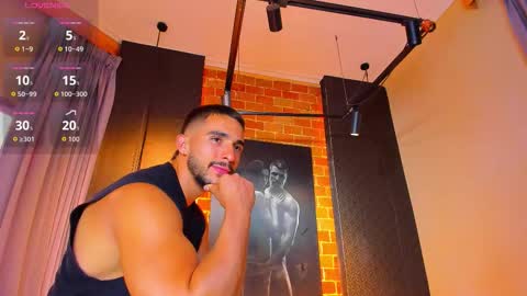 Snapshot of scottfischer_ chatting on 21, 11, 2025 Scottfischer online show from 21, 11, 2025