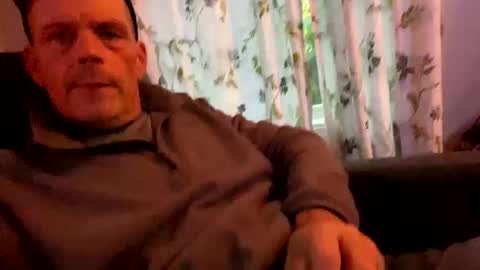 scottj603603 online show from 14, 10, 2025