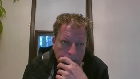 scottpbi52 online show from 31, 12, 2024