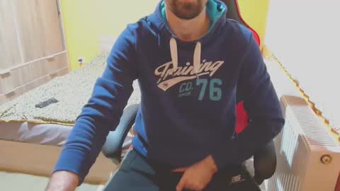 Snapshot of scotty_98 chatting on 4, 1, 2025 scotty_98 online show from 4, 1, 2025