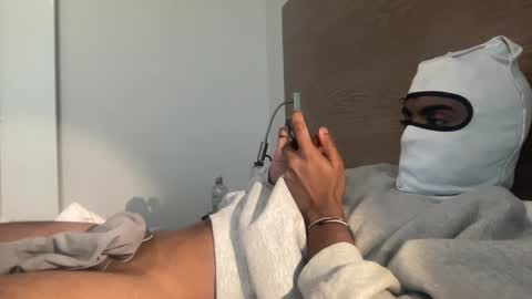 collegetwunk67 online show from 19, 3, 2026