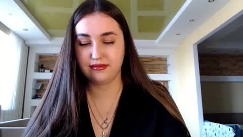 Elizabeth  online show from 27, 2, 2025