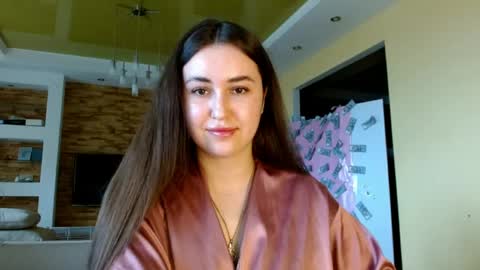 Elizabeth  online show from 17, 5, 2026