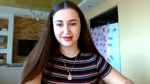 Elizabeth  online show from 21, 5, 2026