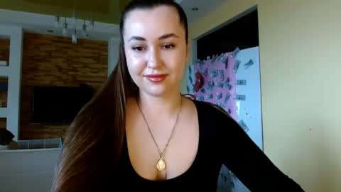 Elizabeth  online show from 26, 5, 2026