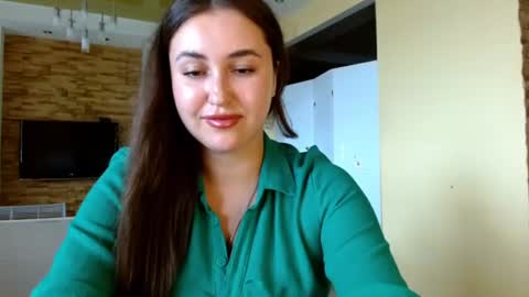 Elizabeth  online show from 15, 6, 2026