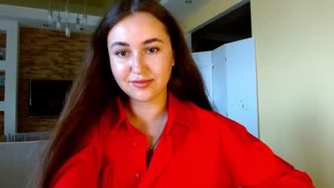 Elizabeth  online show from 27, 6, 2026