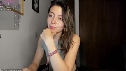 Aria Independent model online show from 13, 11, 2025