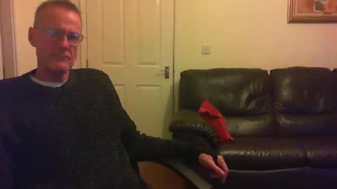 Snapshot of seakrait chatting on 5, 10, 2025 seakrait online show from 5, 10, 2025