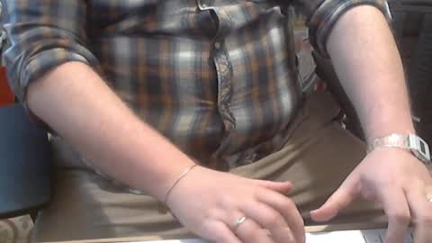 Falco J online show from 6, 3, 2026