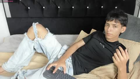 Sebastian Alvarez online show from 6, 5, 2026