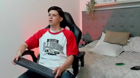 Snapshot of sebastamayo_ chatting on 26, 2, 2026 SEBAS online show from 26, 2, 2026