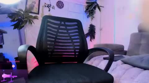 Snapshot of sebastianhilton chatting on 1, 2, 2026 . INDEPENDENT MODEL online show from 1, 2, 2026