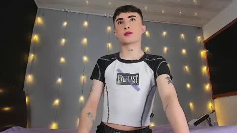     .  INDEPENDENT MODEL online show from 7, 5, 2026