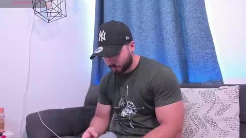 Instagram jeanpaulfit  online show from 25, 2, 2025