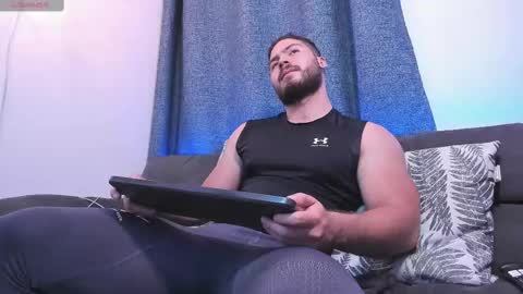 Instagram jeanpaulfit  online show from 26, 2, 2025