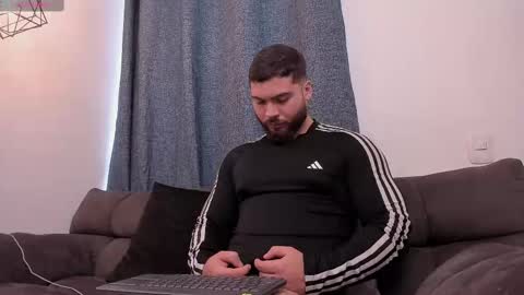 Instagram jeanpaulfit  online show from 30, 9, 2025