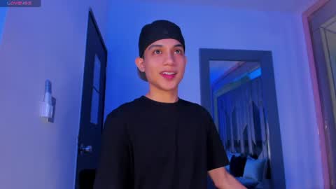 Sebastian online show from 8, 7, 2026
