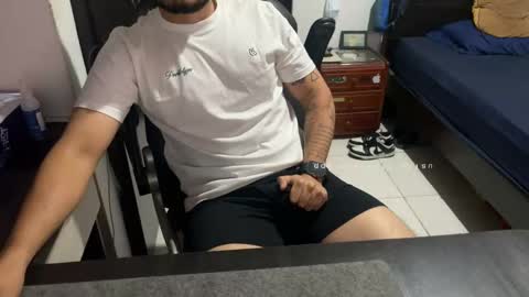 Snapshot of sebaz044 chatting on 13, 10, 2025 sebaz044 online show from 13, 10, 2025